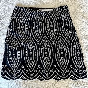 LOFT  Embroidered Scalloped Shift Skirt, BNWT, size 2